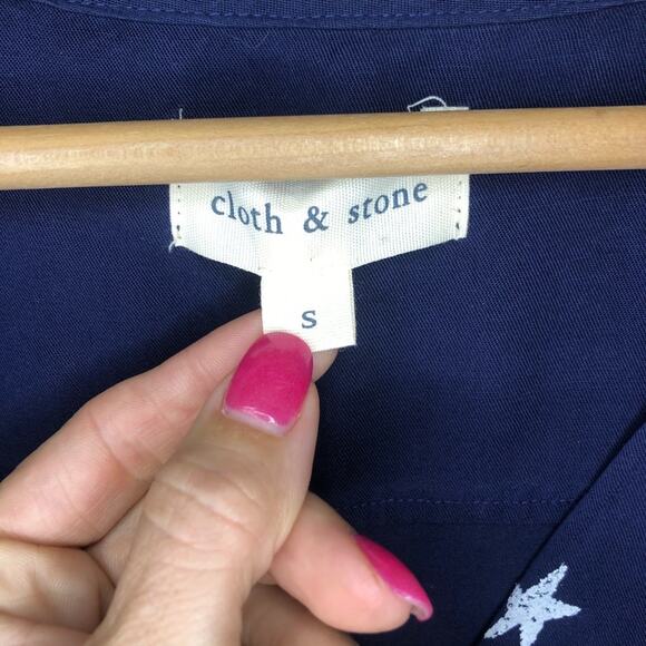 Cloth & Stone Cross Navy Star Front Romper - Picture 6 of 11